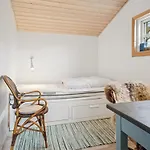 Aksinja - 700m From The Sea By Interhome *