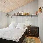 Aksinja - 700m From The Sea By Interhome *